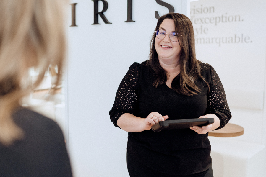 IRIS sponsord post number 3 Jan 2026 woman talking